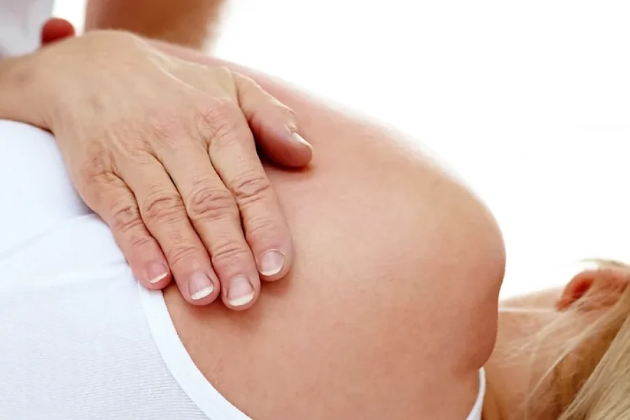 the wellness group aurora chiropractic